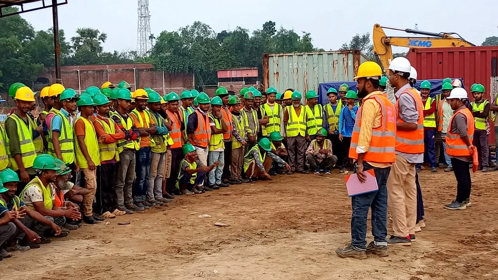 M/S Maahi Construction workforce briefing